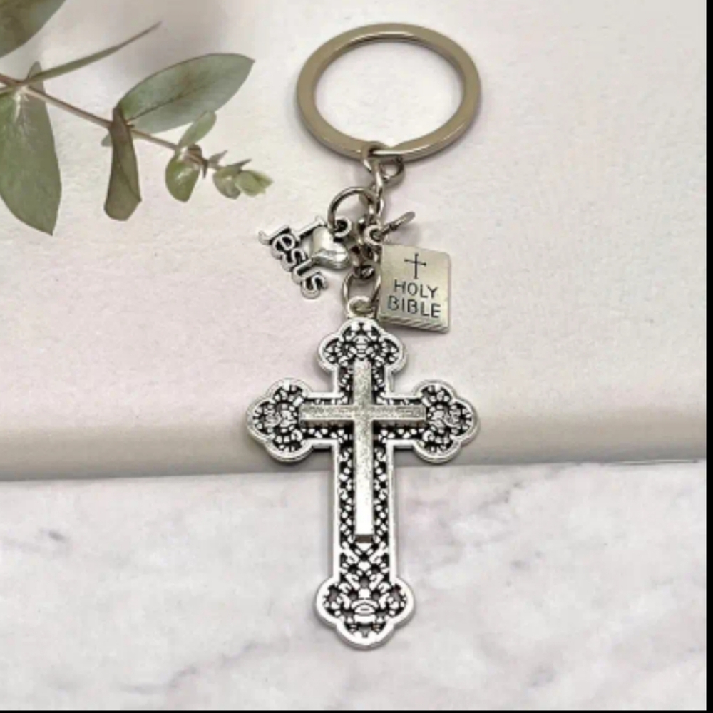 NEW! Beautiful Silver Cross With Bible And " I ❤️ JESUS" Charm Keychain.…
